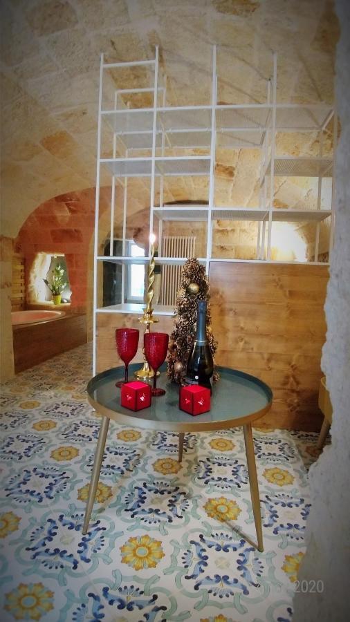 My Monopoli - Casa Dei Fiori Suite "Mimosa" Casa D'Epoca מראה חיצוני תמונה