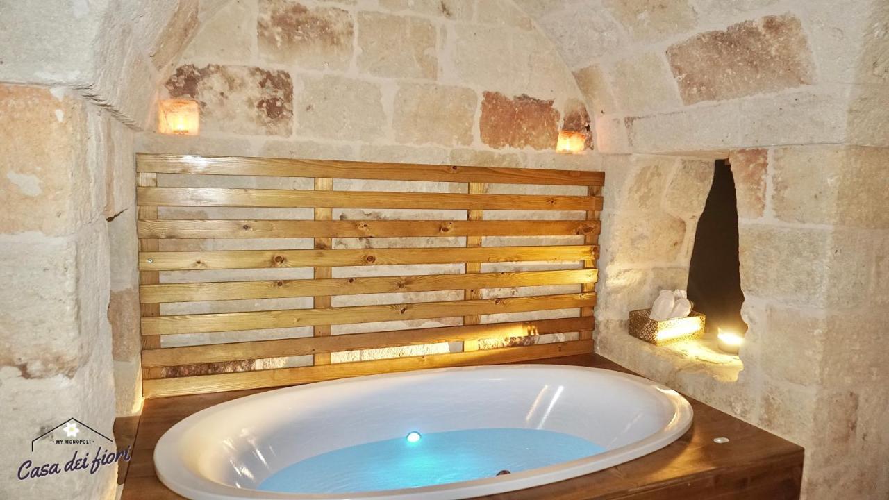 My Monopoli - Casa Dei Fiori Suite "Mimosa" Casa D'Epoca מראה חיצוני תמונה